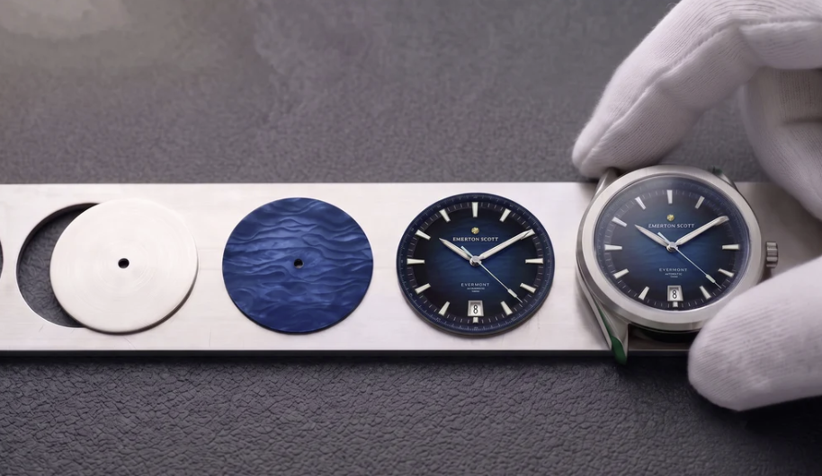Emerton Scott -  Evermont 38 (Gen²) Timepiece in Celestial Blue